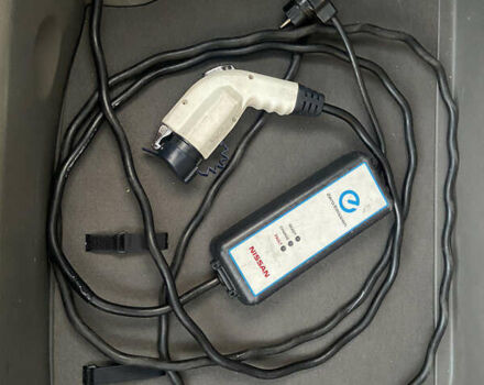 Серый Ниссан Лиф, объемом двигателя 0 л и пробегом 69 тыс. км за 5650 $, фото 21 на Automoto.ua