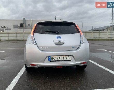 Серый Ниссан Лиф, объемом двигателя 0 л и пробегом 68 тыс. км за 5300 $, фото 6 на Automoto.ua