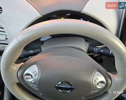 Сірий Ніссан Ліф, об'ємом двигуна 0 л та пробігом 126 тис. км за 4400 $, фото 8 на Automoto.ua