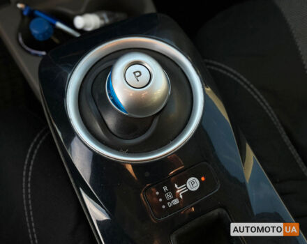 Ниссан Лиф 2012 в Мукачеве на Automoto.ua Серый Ниссан Лиф, объемом двигателя 24 л и пробегом 103 тыс. км за 6200 $, фото 17 на Automoto.ua