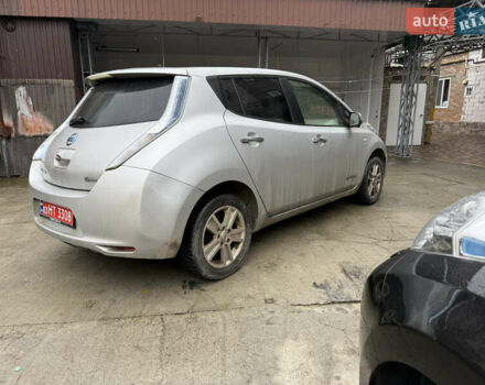 Сірий Ніссан Ліф, об'ємом двигуна 0 л та пробігом 135 тис. км за 4990 $, фото 8 на Automoto.ua