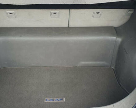 Сірий Ніссан Ліф, об'ємом двигуна 0 л та пробігом 160 тис. км за 8700 $, фото 14 на Automoto.ua