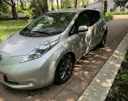 Сірий Ніссан Ліф, об'ємом двигуна 0 л та пробігом 130 тис. км за 3850 $, фото 2 на Automoto.ua