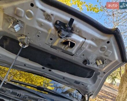 Сірий Ніссан Ліф, об'ємом двигуна 0 л та пробігом 142 тис. км за 5500 $, фото 24 на Automoto.ua