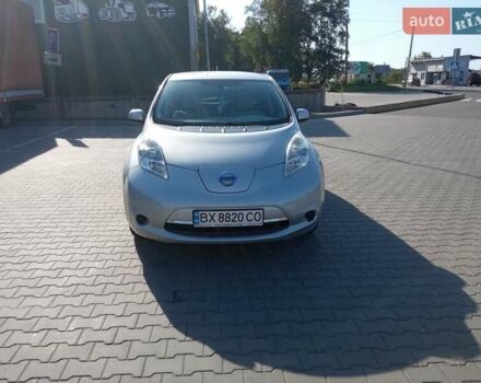 Сірий Ніссан Ліф, об'ємом двигуна 0 л та пробігом 125 тис. км за 4700 $, фото 5 на Automoto.ua