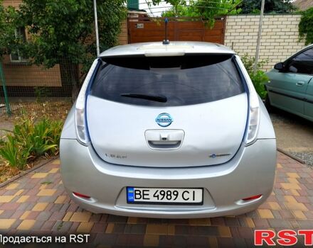 Серый Ниссан Лиф, объемом двигателя 0 л и пробегом 170 тыс. км за 6300 $, фото 2 на Automoto.ua