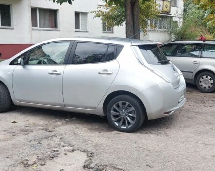 Серый Ниссан Лиф, объемом двигателя 0 л и пробегом 136 тыс. км за 5800 $, фото 3 на Automoto.ua