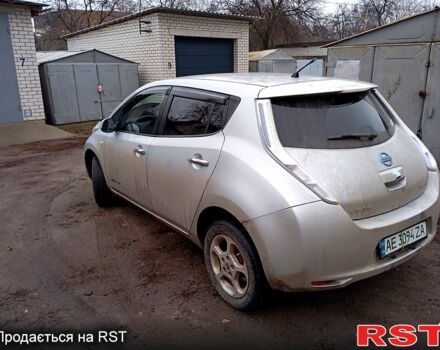 Серый Ниссан Лиф, объемом двигателя 0 л и пробегом 150 тыс. км за 5800 $, фото 6 на Automoto.ua