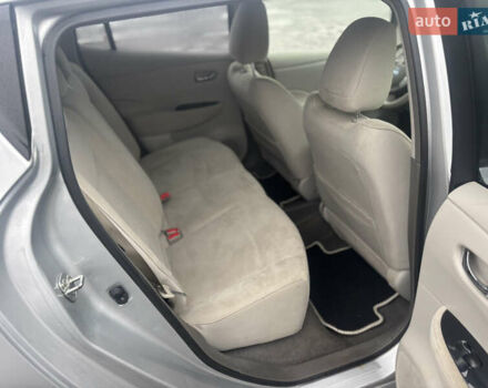 Сірий Ніссан Ліф, об'ємом двигуна 0 л та пробігом 99 тис. км за 3950 $, фото 24 на Automoto.ua