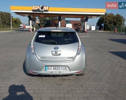 Сірий Ніссан Ліф, об'ємом двигуна 0 л та пробігом 125 тис. км за 4700 $, фото 4 на Automoto.ua
