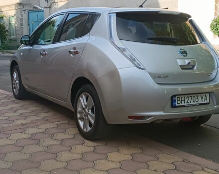 Сірий Ніссан Ліф, об'ємом двигуна 0 л та пробігом 150 тис. км за 5200 $, фото 10 на Automoto.ua