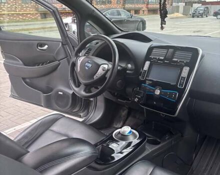 Сірий Ніссан Ліф, об'ємом двигуна 0 л та пробігом 108 тис. км за 7500 $, фото 14 на Automoto.ua