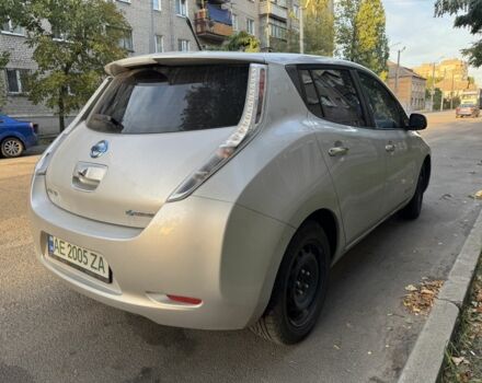 Серый Ниссан Лиф, объемом двигателя 0 л и пробегом 151 тыс. км за 6800 $, фото 5 на Automoto.ua