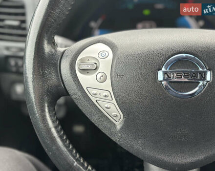 Серый Ниссан Лиф, объемом двигателя 0 л и пробегом 125 тыс. км за 6750 $, фото 40 на Automoto.ua
