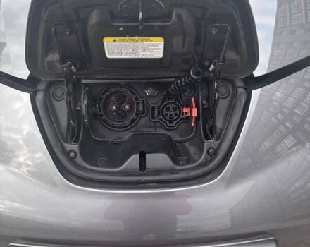 Сірий Ніссан Ліф, об'ємом двигуна 0 л та пробігом 108 тис. км за 7500 $, фото 6 на Automoto.ua