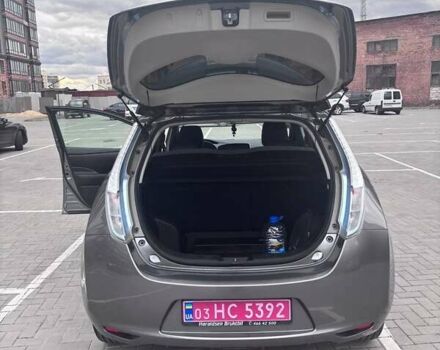 Сірий Ніссан Ліф, об'ємом двигуна 0 л та пробігом 108 тис. км за 7500 $, фото 25 на Automoto.ua