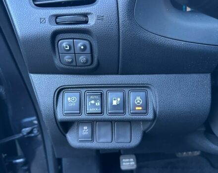 Сірий Ніссан Ліф, об'ємом двигуна 0 л та пробігом 118 тис. км за 4500 $, фото 9 на Automoto.ua