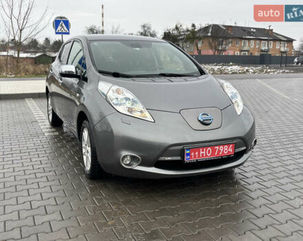 Серый Ниссан Лиф, объемом двигателя 0 л и пробегом 125 тыс. км за 6750 $, фото 8 на Automoto.ua