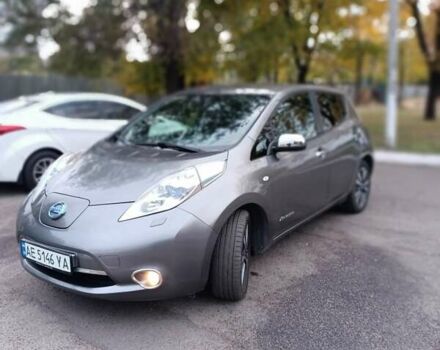 Серый Ниссан Лиф, объемом двигателя 0 л и пробегом 119 тыс. км за 8200 $, фото 1 на Automoto.ua