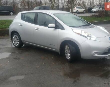 Серый Ниссан Лиф, объемом двигателя 0 л и пробегом 99 тыс. км за 8000 $, фото 2 на Automoto.ua