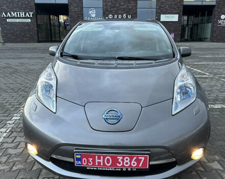 Серый Ниссан Лиф, объемом двигателя 0 л и пробегом 90 тыс. км за 6900 $, фото 2 на Automoto.ua