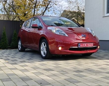 Сірий Ніссан Ліф, об'ємом двигуна 0 л та пробігом 158 тис. км за 4250 $, фото 1 на Automoto.ua