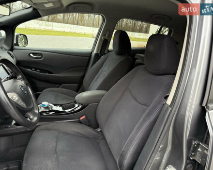 Сірий Ніссан Ліф, об'ємом двигуна 0 л та пробігом 126 тис. км за 5750 $, фото 14 на Automoto.ua