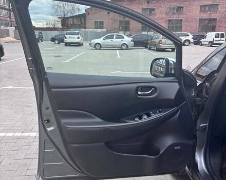 Сірий Ніссан Ліф, об'ємом двигуна 0 л та пробігом 108 тис. км за 7500 $, фото 24 на Automoto.ua