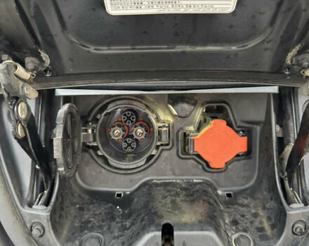 Ниссан Лиф 2013 в Одессе на Automoto.ua Серый Ниссан Лиф, объемом двигателя 0 л и пробегом 180 тыс. км за 5500 $, фото 13 на Automoto.ua