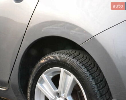 Серый Ниссан Лиф, объемом двигателя 0 л и пробегом 100 тыс. км за 5500 $, фото 30 на Automoto.ua