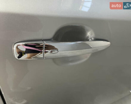 Серый Ниссан Лиф, объемом двигателя 0 л и пробегом 117 тыс. км за 6800 $, фото 24 на Automoto.ua