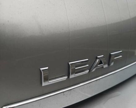 Серый Ниссан Лиф, объемом двигателя 0 л и пробегом 124 тыс. км за 6500 $, фото 9 на Automoto.ua