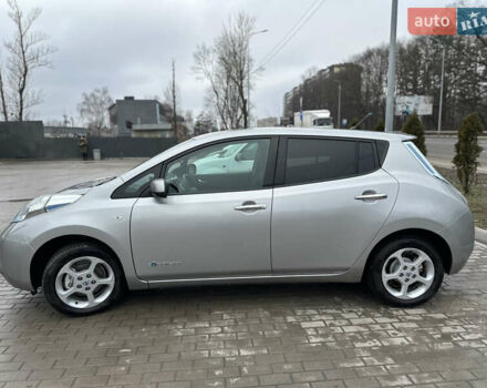 Серый Ниссан Лиф, объемом двигателя 0 л и пробегом 92 тыс. км за 8100 $, фото 2 на Automoto.ua