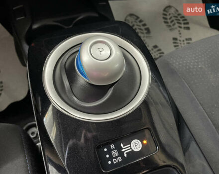 Ниссан Лиф 2013 в Стрые на Automoto.ua Серый Ниссан Лиф, объемом двигателя 0 л и пробегом 118 тыс. км за 6800 $, фото 35 на Automoto.ua