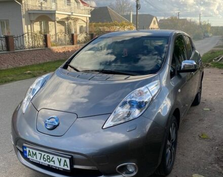Ниссан Лиф 2013 в Житомире на Automoto.ua Серый Ниссан Лиф, объемом двигателя 0 л и пробегом 115 тыс. км за 6599 $, фото 1 на Automoto.ua