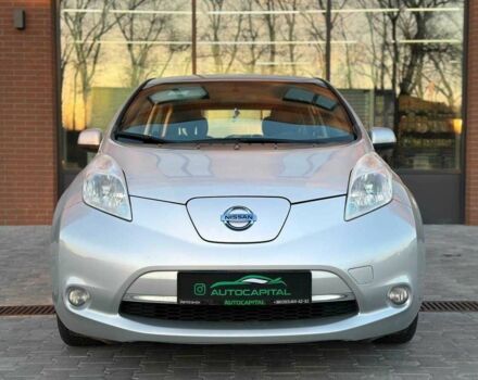 Серый Ниссан Лиф, объемом двигателя 0 л и пробегом 75 тыс. км за 5000 $, фото 2 на Automoto.ua