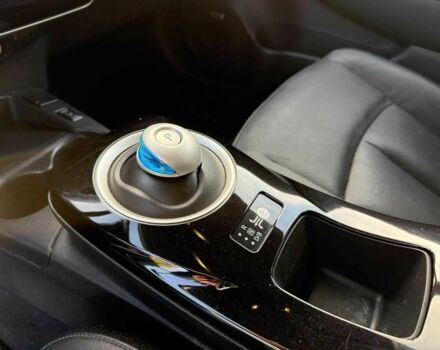 Серый Ниссан Лиф, объемом двигателя 0 л и пробегом 87 тыс. км за 2300 $, фото 6 на Automoto.ua