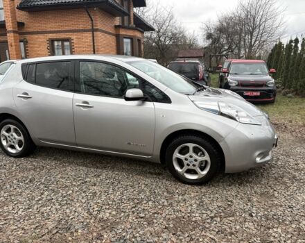 Серый Ниссан Лиф, объемом двигателя 0 л и пробегом 168 тыс. км за 5800 $, фото 3 на Automoto.ua