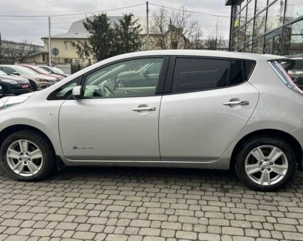 Сірий Ніссан Ліф, об'ємом двигуна 0 л та пробігом 100 тис. км за 6000 $, фото 3 на Automoto.ua