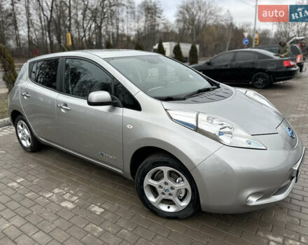 Серый Ниссан Лиф, объемом двигателя 0 л и пробегом 92 тыс. км за 8100 $, фото 7 на Automoto.ua