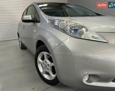 Ниссан Лиф 2013 в Стрые на Automoto.ua Серый Ниссан Лиф, объемом двигателя 0 л и пробегом 118 тыс. км за 6800 $, фото 19 на Automoto.ua