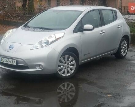 Серый Ниссан Лиф, объемом двигателя 0 л и пробегом 99 тыс. км за 8000 $, фото 1 на Automoto.ua