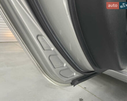 Серый Ниссан Лиф, объемом двигателя 0 л и пробегом 117 тыс. км за 6800 $, фото 23 на Automoto.ua