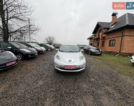 Сірий Ніссан Ліф, об'ємом двигуна 0 л та пробігом 57 тис. км за 6000 $, фото 10 на Automoto.ua
