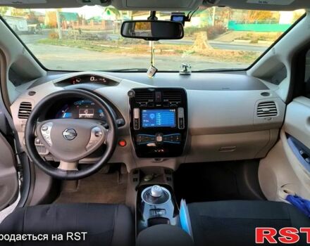 Серый Ниссан Лиф, объемом двигателя 0 л и пробегом 130 тыс. км за 6900 $, фото 6 на Automoto.ua