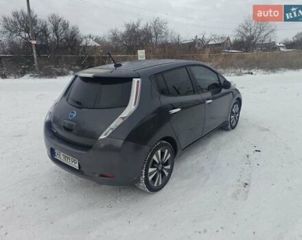 Серый Ниссан Лиф, объемом двигателя 0 л и пробегом 162 тыс. км за 6500 $, фото 2 на Automoto.ua