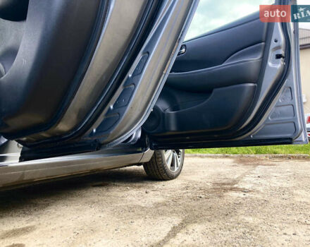 Сірий Ніссан Ліф, об'ємом двигуна 0 л та пробігом 129 тис. км за 8300 $, фото 18 на Automoto.ua