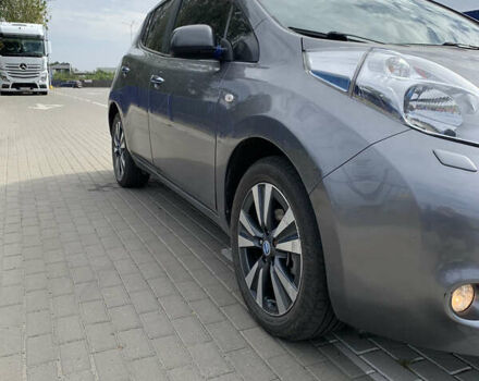 Сірий Ніссан Ліф, об'ємом двигуна 0 л та пробігом 86 тис. км за 7500 $, фото 4 на Automoto.ua