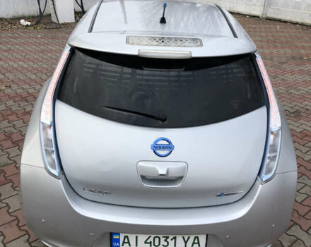 Серый Ниссан Лиф, объемом двигателя 0 л и пробегом 143 тыс. км за 4200 $, фото 7 на Automoto.ua