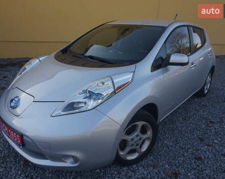 Серый Ниссан Лиф, объемом двигателя 0 л и пробегом 193 тыс. км за 5555 $, фото 11 на Automoto.ua